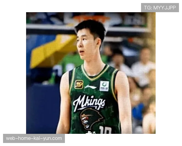 南京同曦队郭昊文率队冲击季后赛 年轻核心成长